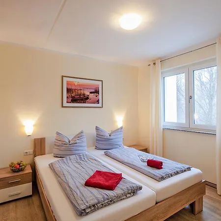 Hafenflair Haus 3 Og Typ 2 Balkone Apartment Plau am See